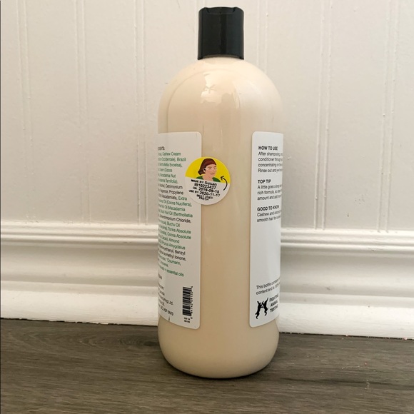 LUSH Candy Rain Conditioner 33.8oz - Picture 2 of 2